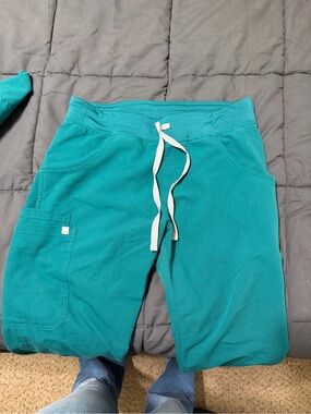 Figs Hunter Green Kade Cargo Small Tall